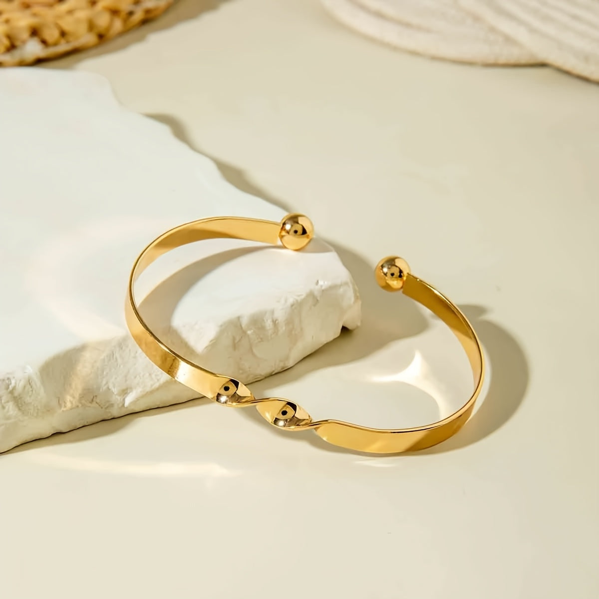 Verity — Smooth Geometric Bangle Set