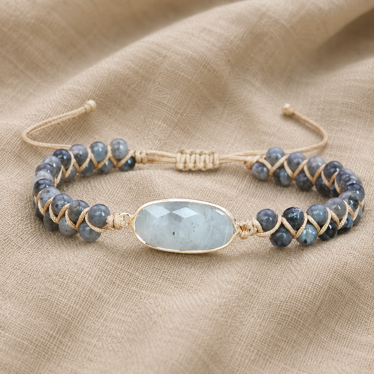 Katariina — Elegant Stone Charm Beaded Bracelet