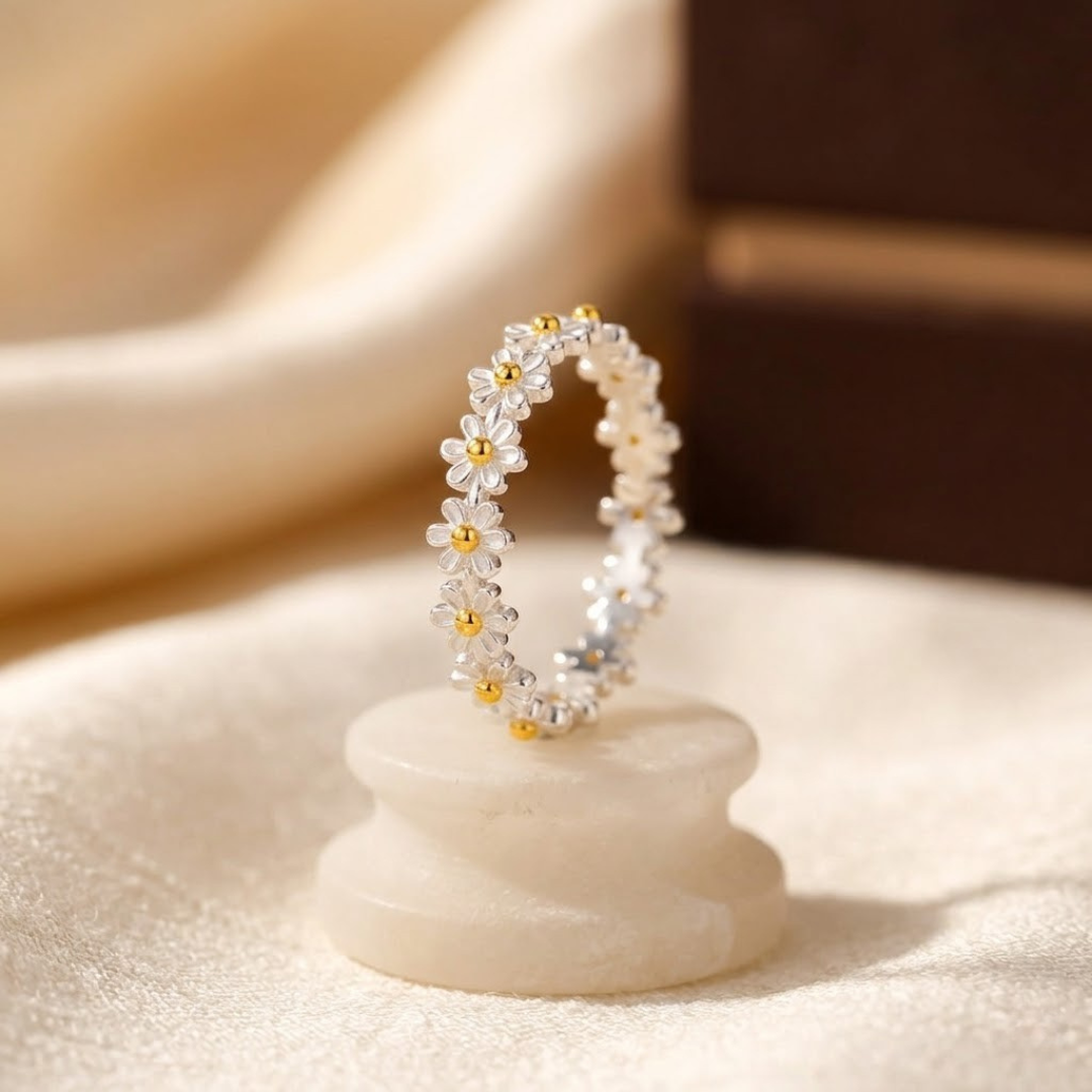 Ombeline — Floral Silver Ring