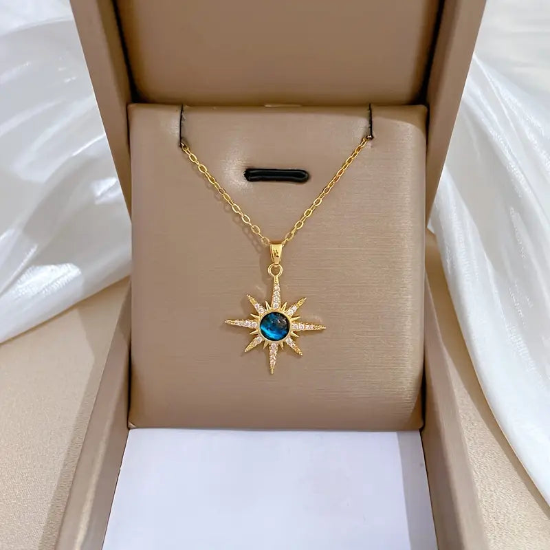 Leena — Avant-Garde Starburst Pendant Necklace