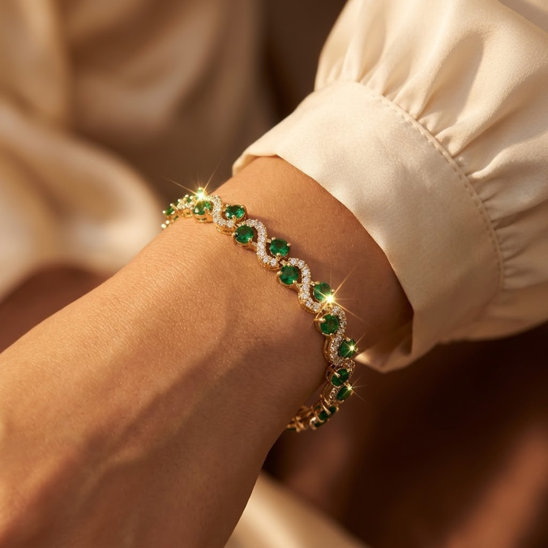 Madeleine — Gold Emerald Halo Bracelet
