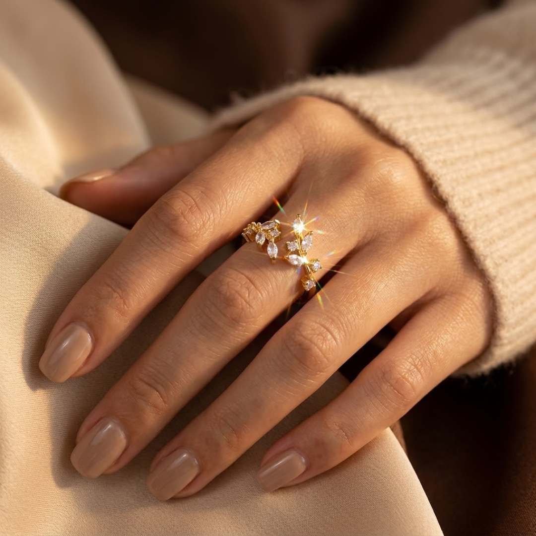 Noemie — Gold Open Leaf Ring