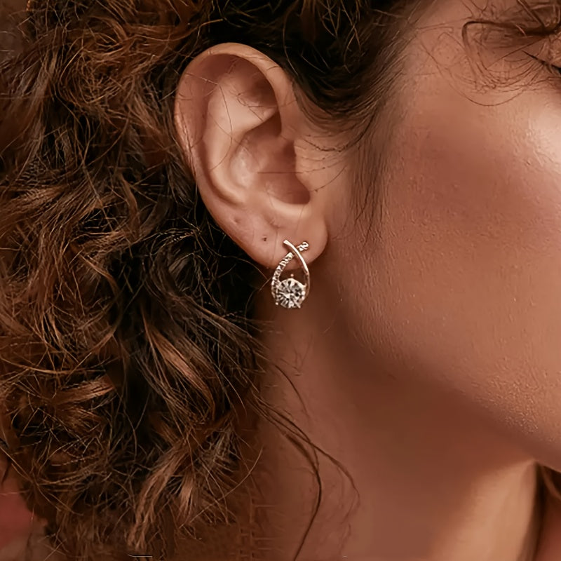 Leija — Zirconia Curved Cross Earrings