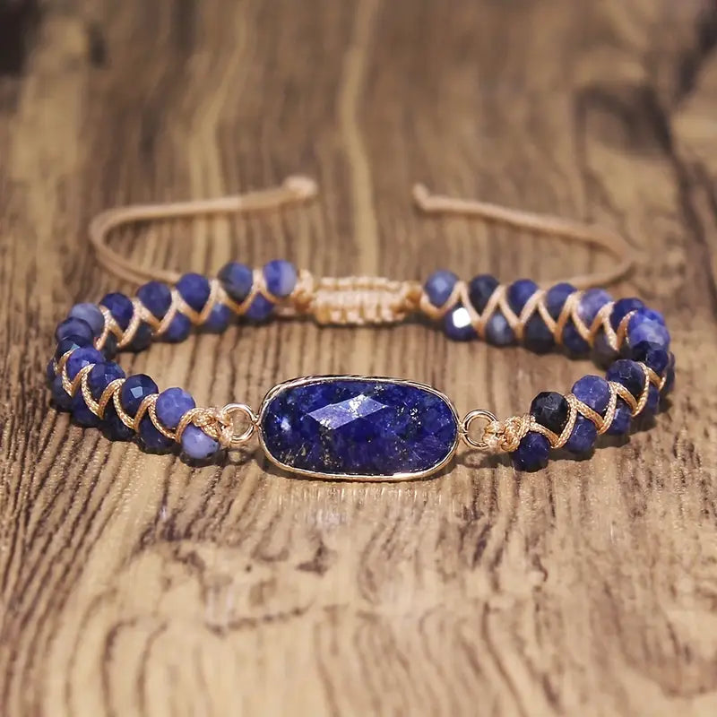 Katariina — Elegant Stone Charm Beaded Bracelet
