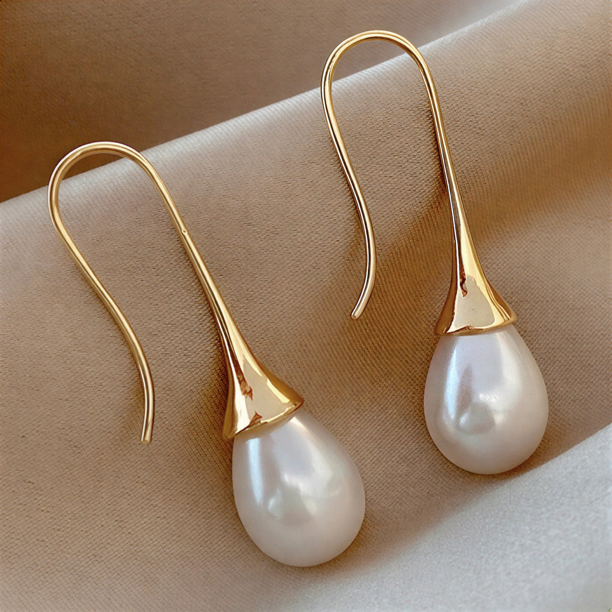 Elsie — Classic Pearl Beauty Earrings