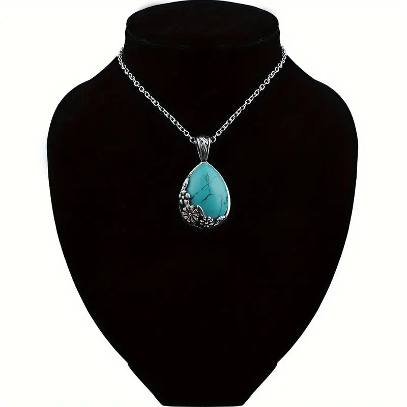 Emilia — Vintage Turquoise Pendant Necklace