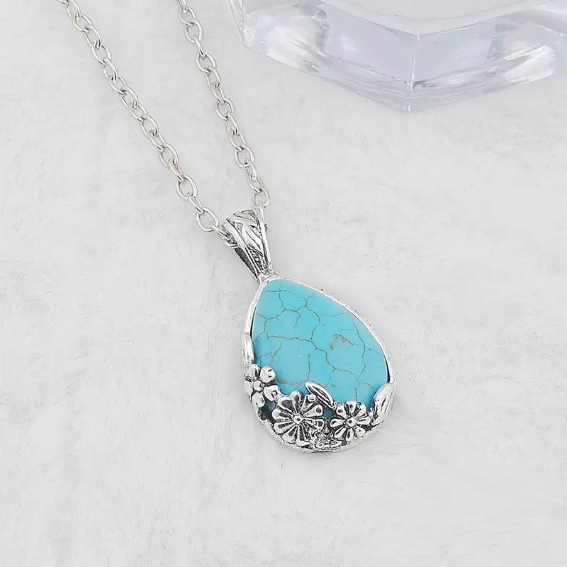 Emilia — Vintage Turquoise Pendant Necklace