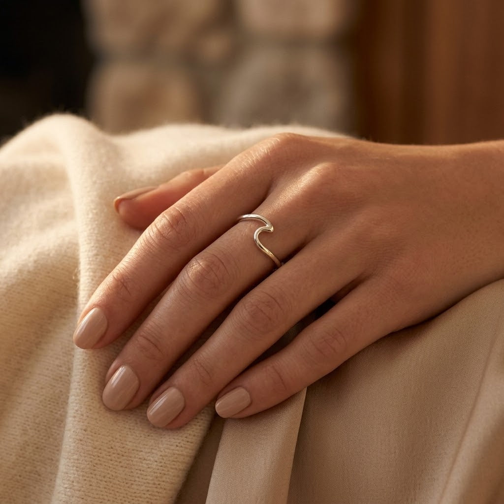Barbara — Minimalist Silver Open Ring