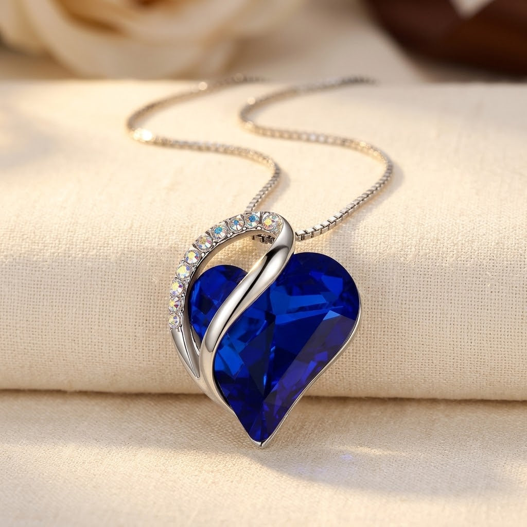 Violaine — Silver Sapphire Heart Necklace
