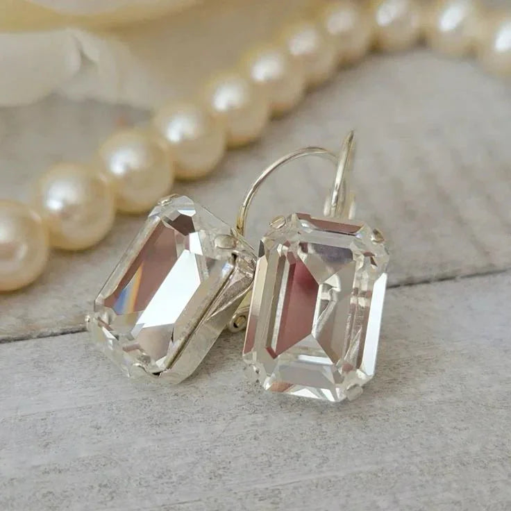 Genevieve — Vintage White Glass Earrings