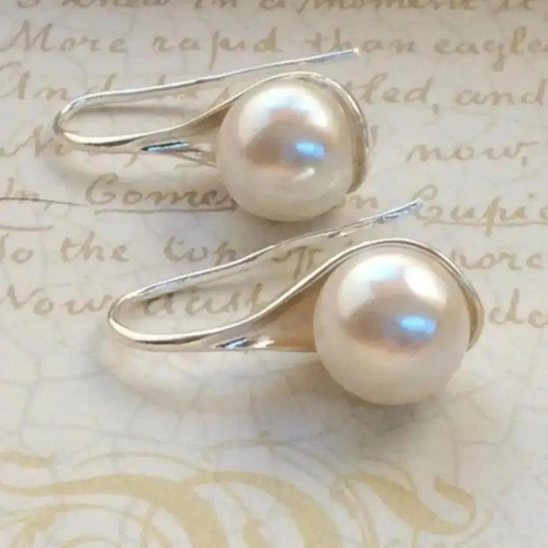Elodie Pearl Teardrop Earrings