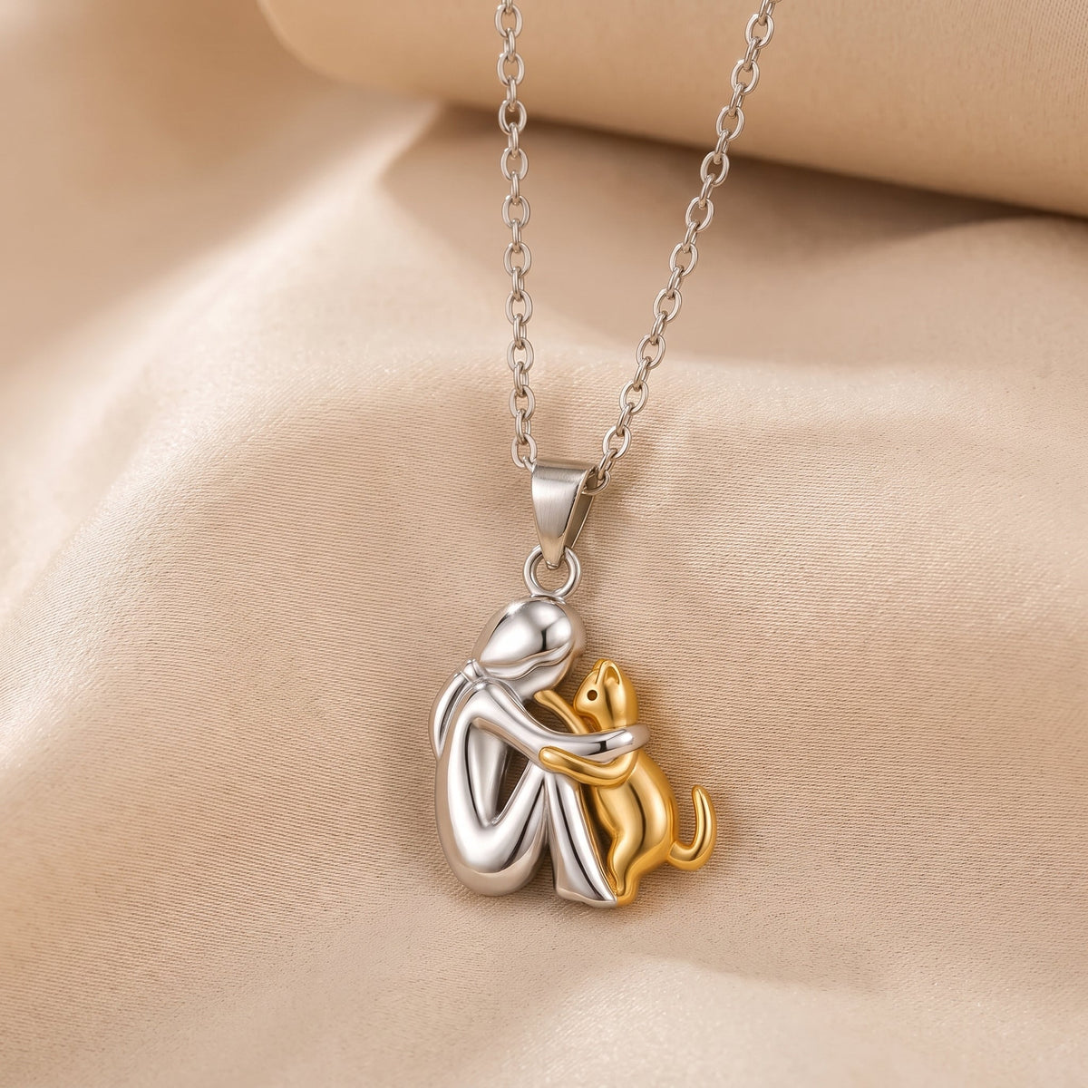 Eternal Hug Necklace 🐾