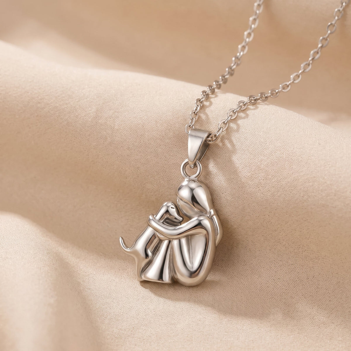 Eternal Hug Necklace 🐾