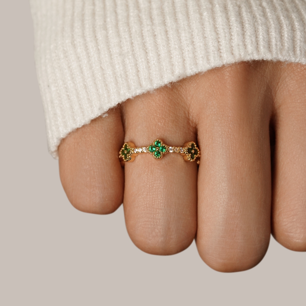 Viola — Four-Leaf Clover Crystal Ring