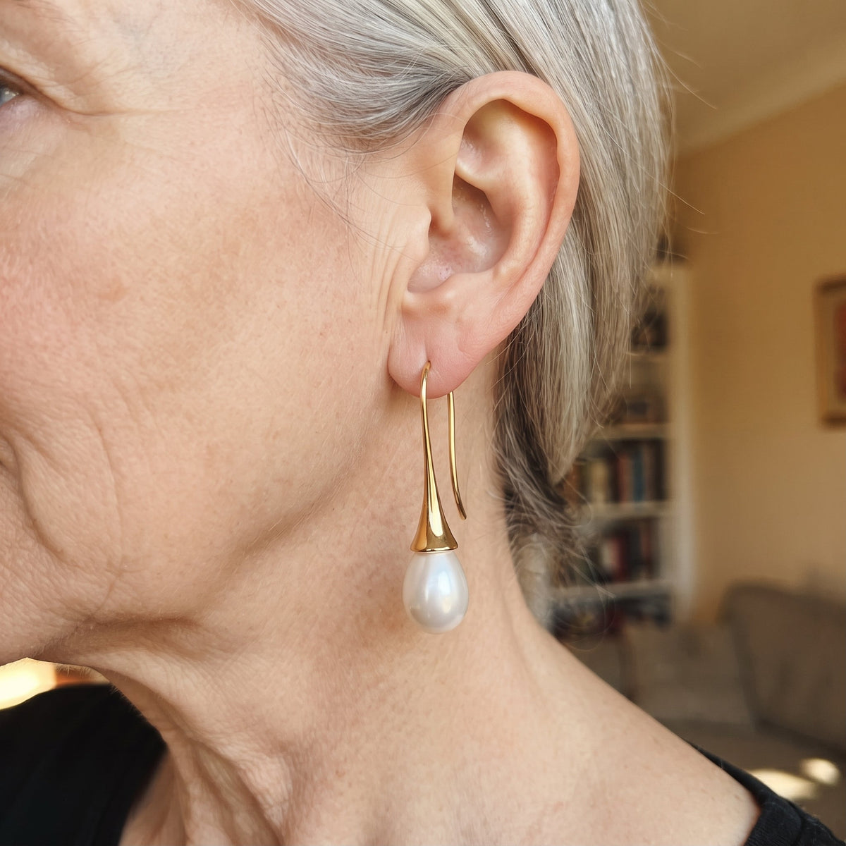 Elsie — Classic Pearl Beauty Earrings