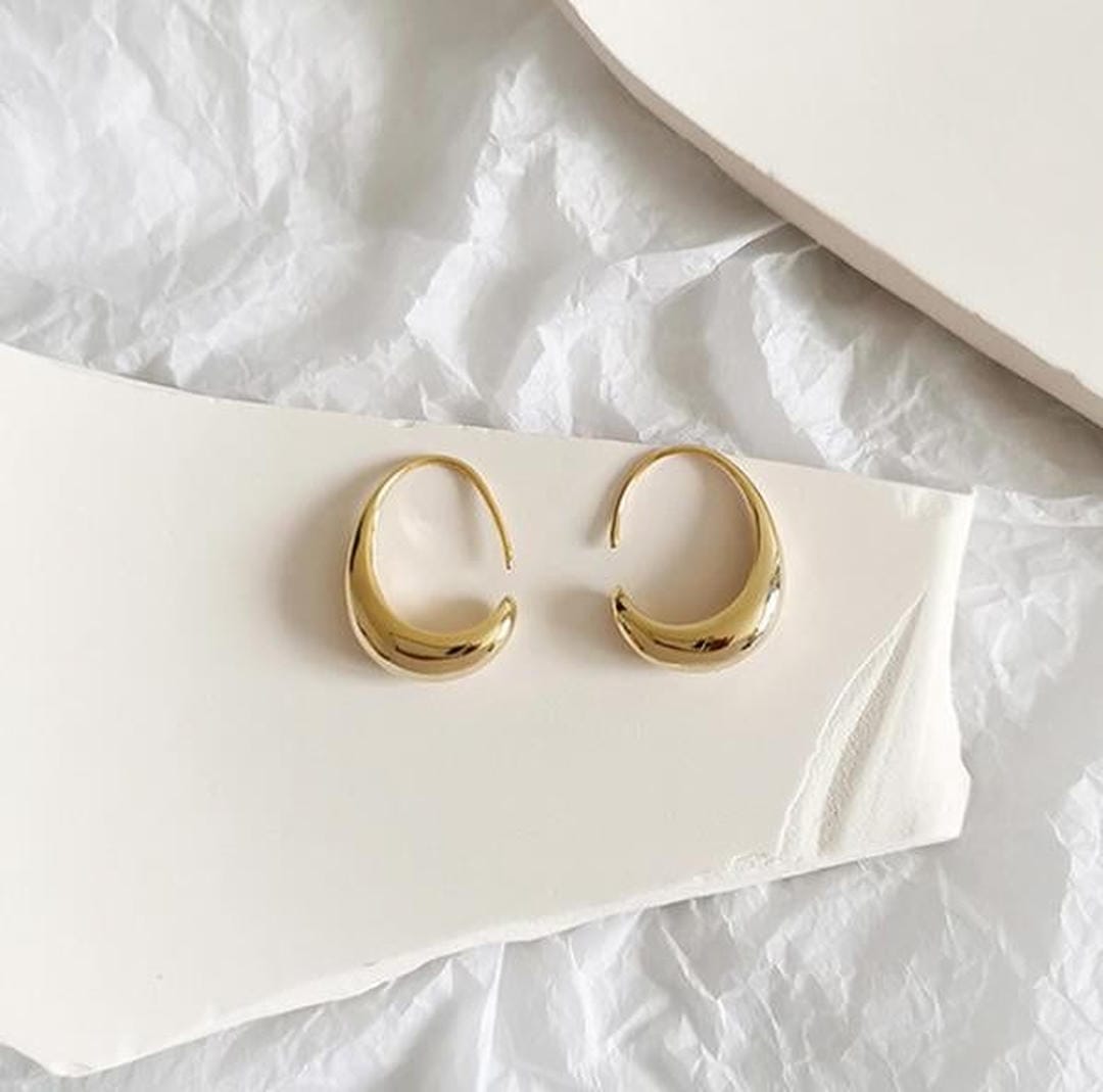 Wanda — Oval Hoop Gold and Silver Earrings