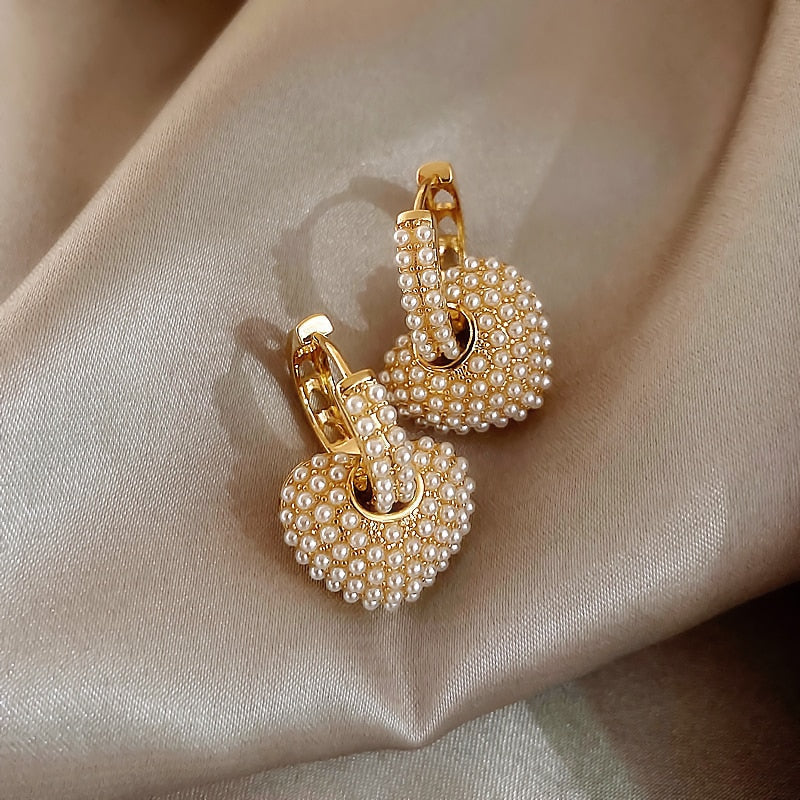 Dulcie — Heart Pearl Earrings