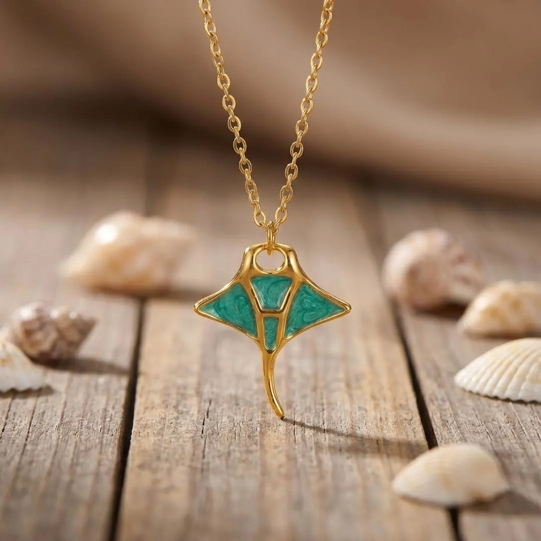 Lorna — Manta Ray Enamel Pendant Necklace