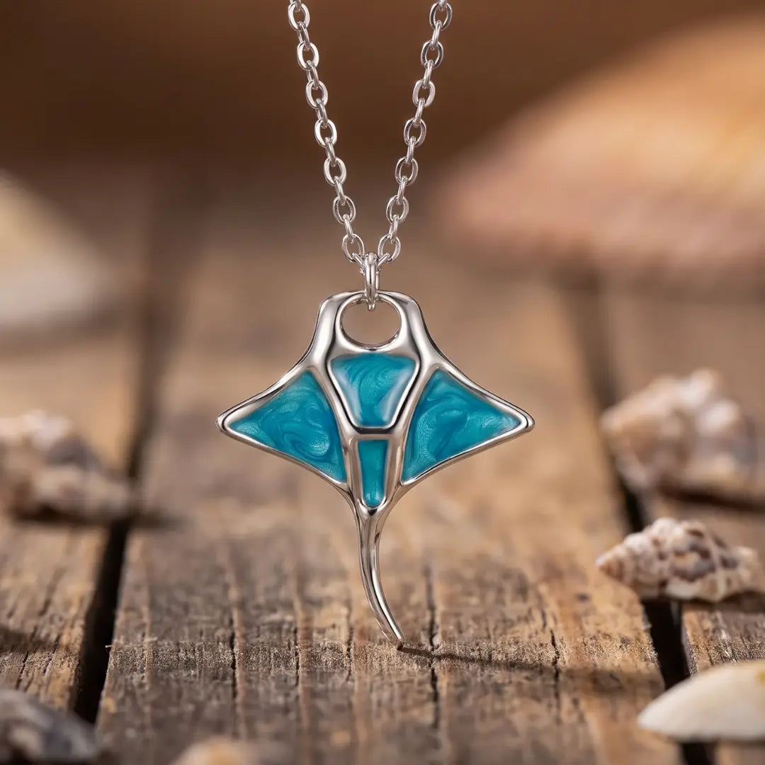 Lorna — Manta Ray Enamel Pendant Necklace