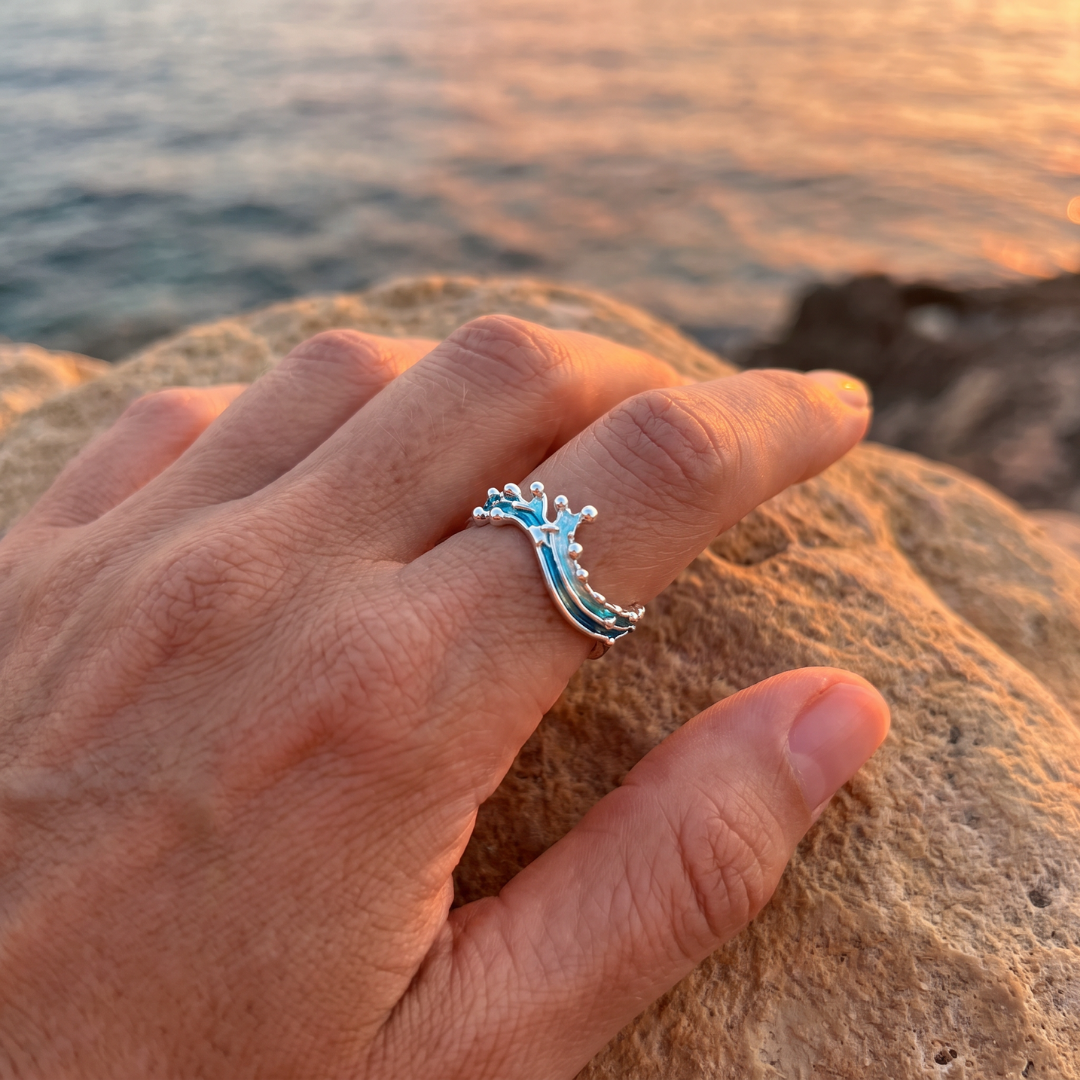 Serena — Rebel Wave Enamel Ring