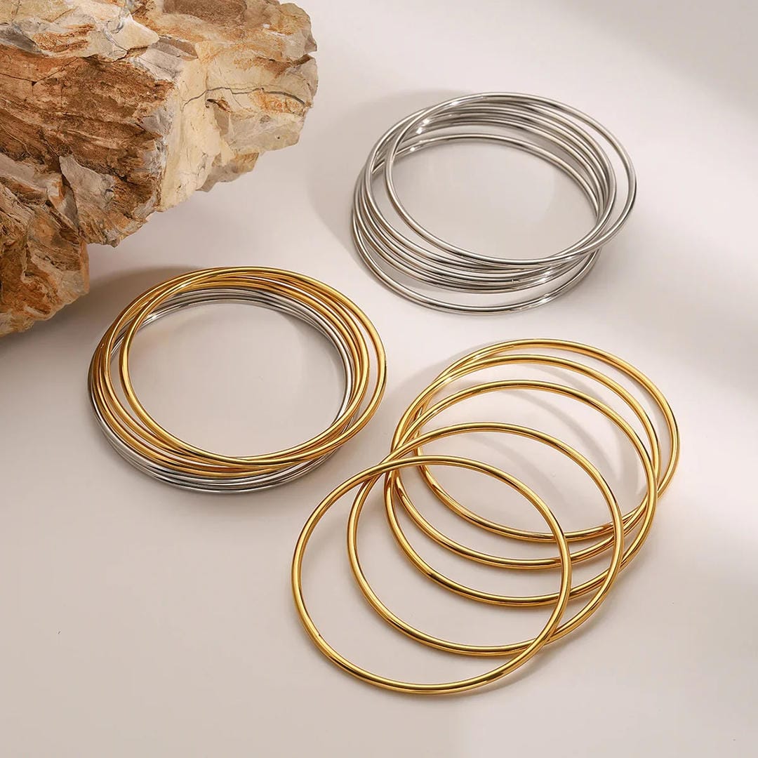 Nora — Dazzling Stackable Gold Bangle Set