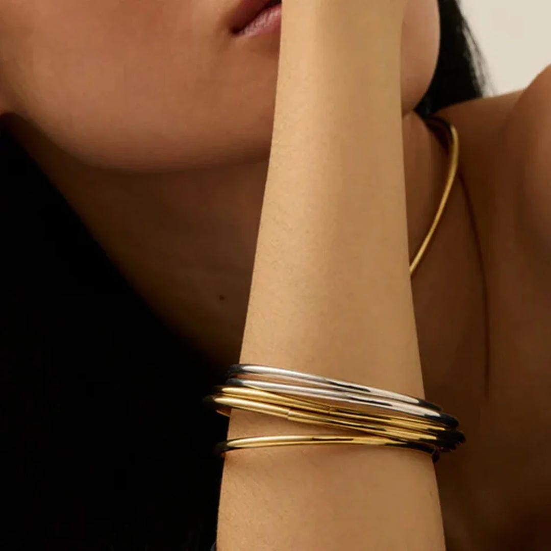 Nora — Dazzling Stackable Gold Bangle Set