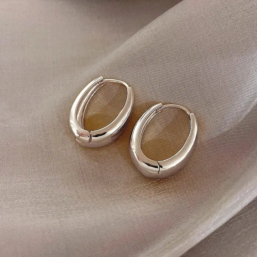 Paige — Classic Golden Hoop Earrings