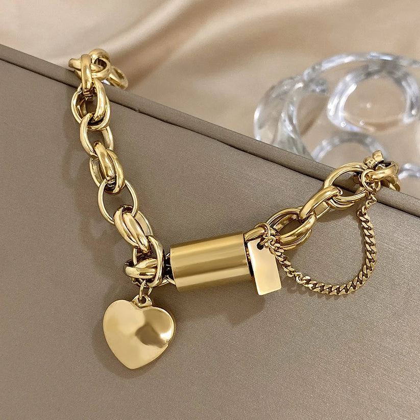 Faye — Chunky Heart Bracelet