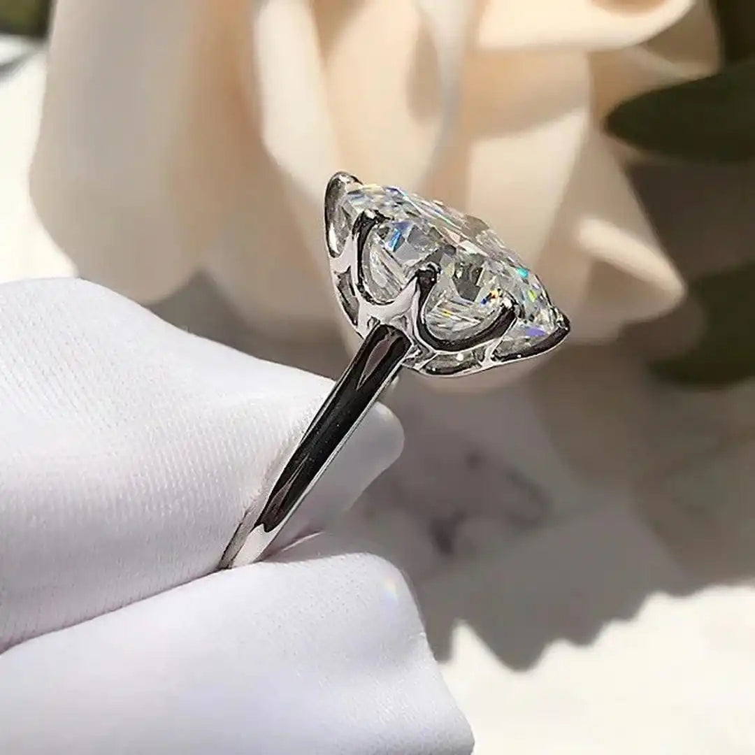 Gloria — Timeless Gold Cubic Zirconia Ring