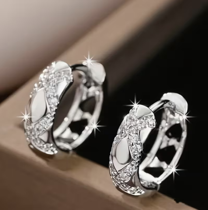 Mirabel — Timeless Radiance Luxe Hoop Earrings