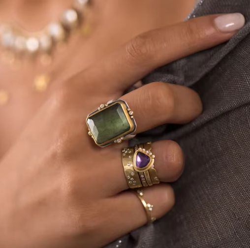 Celeste — French Retro Square Crystal Ring