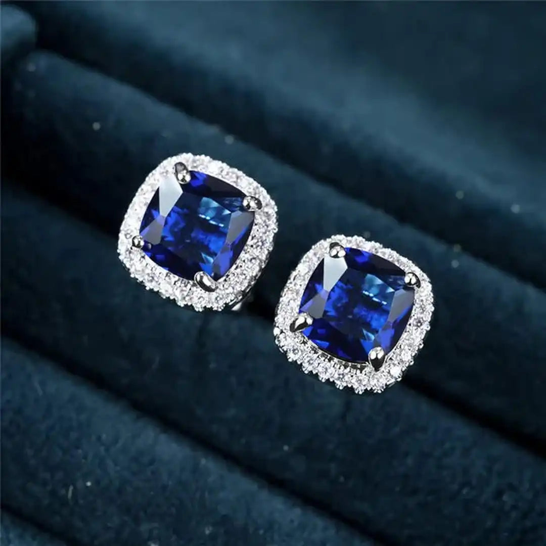 Damaris — Saphir Square Stud Earrings