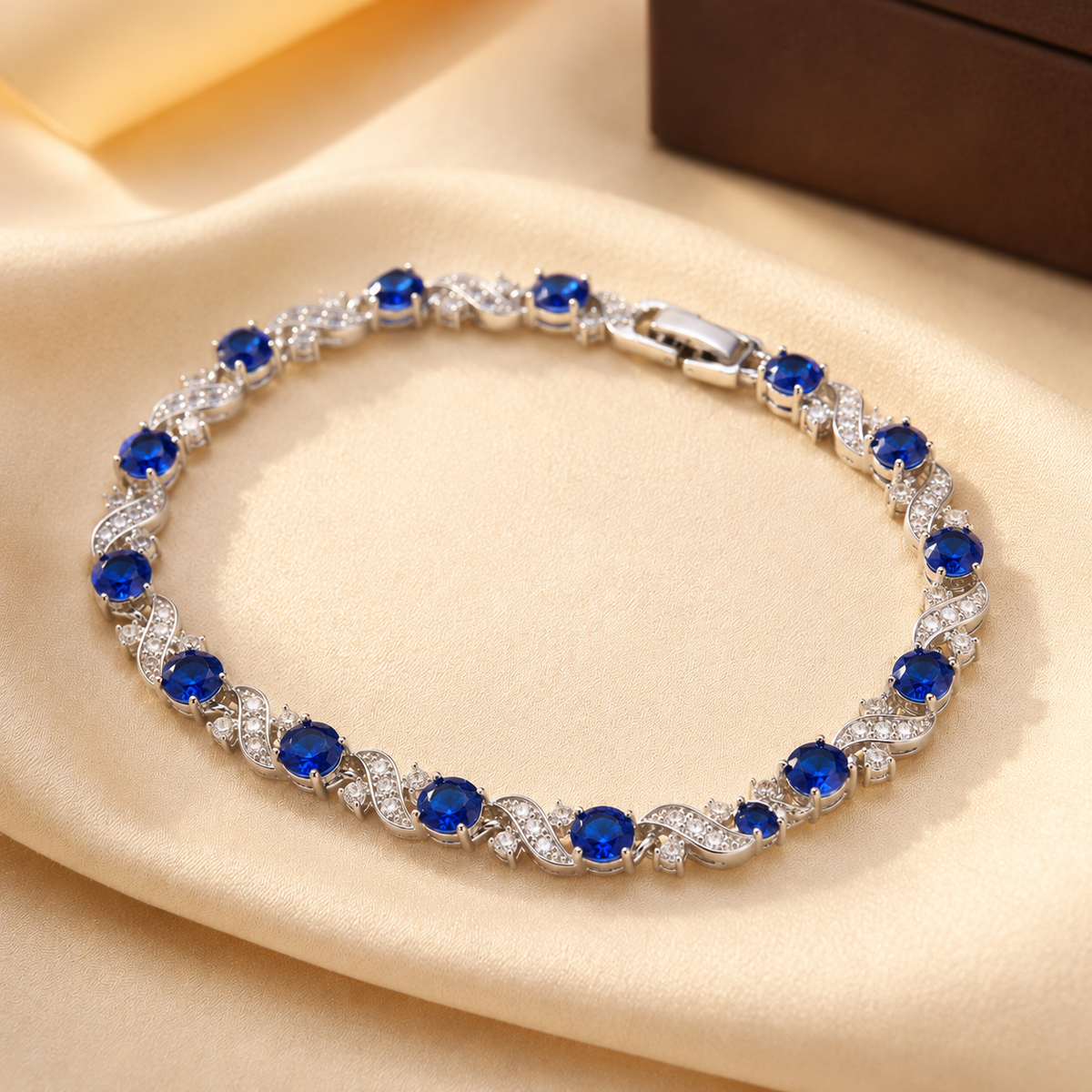 Honorine — Floral Silver Sapphire Link Bracelet