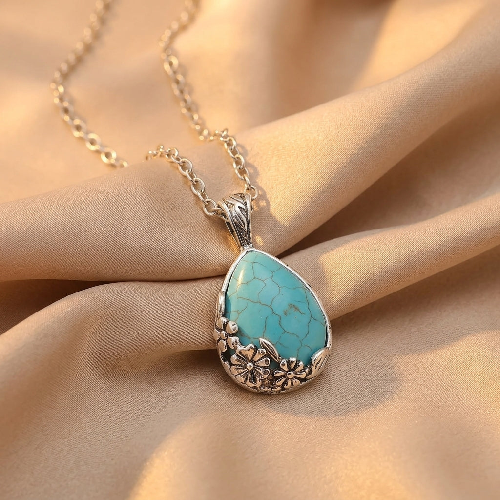 Emilia — Vintage Turquoise Pendant Necklace