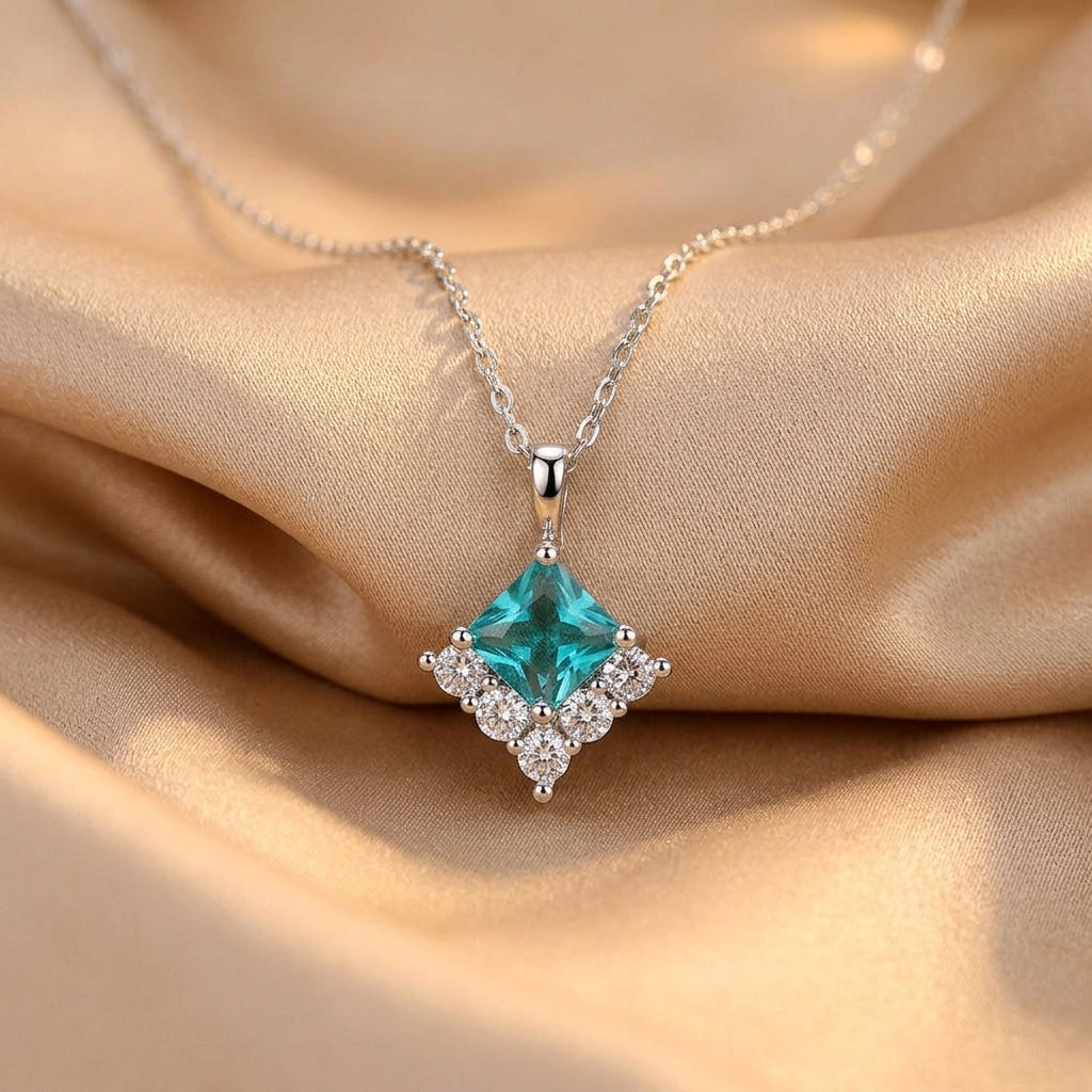 Anni — Silver-Inlaid Stone Necklace