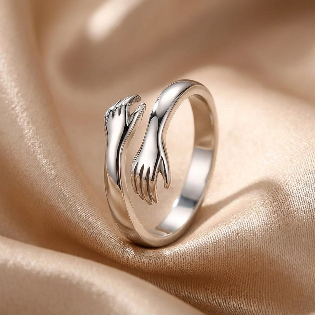 Kram — Hug Ring