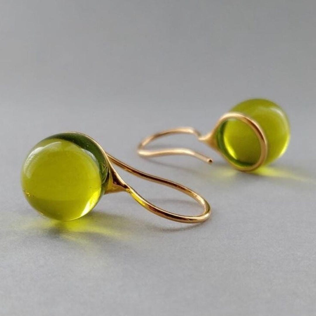 Kathy — Vintage Olive Drops Crystal Earrings