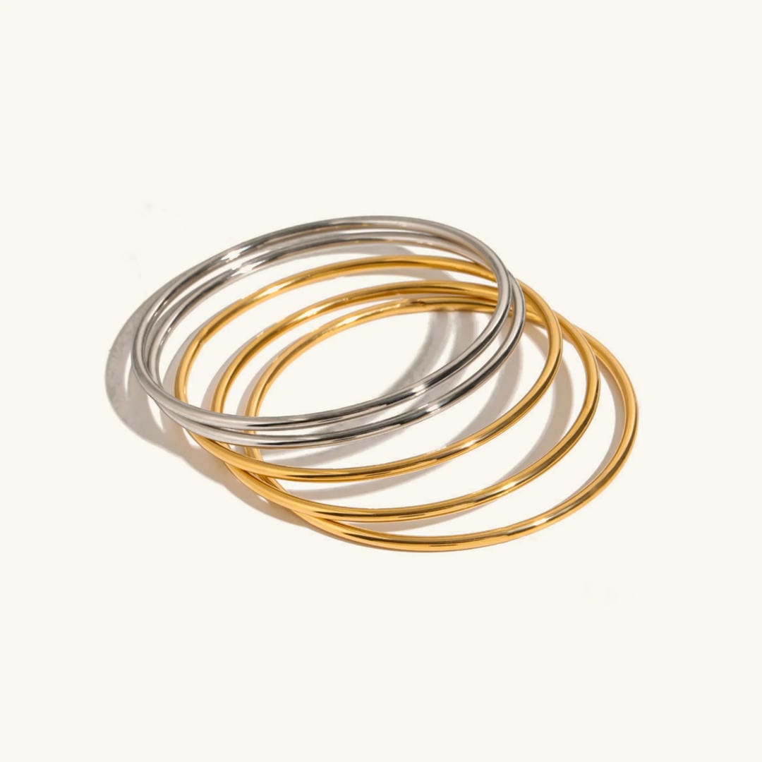 Nora — Dazzling Stackable Gold Bangle Set