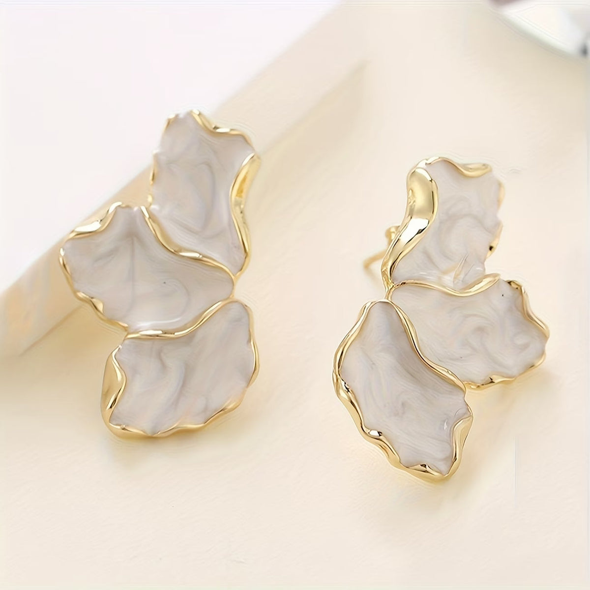 Arabella — Pearl Flower Petal Earrings