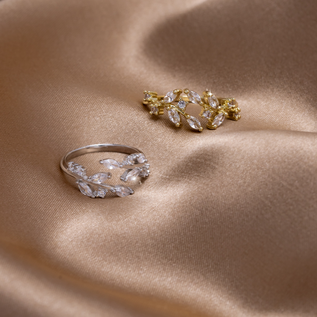 Livia — Crystal Vine Ring
