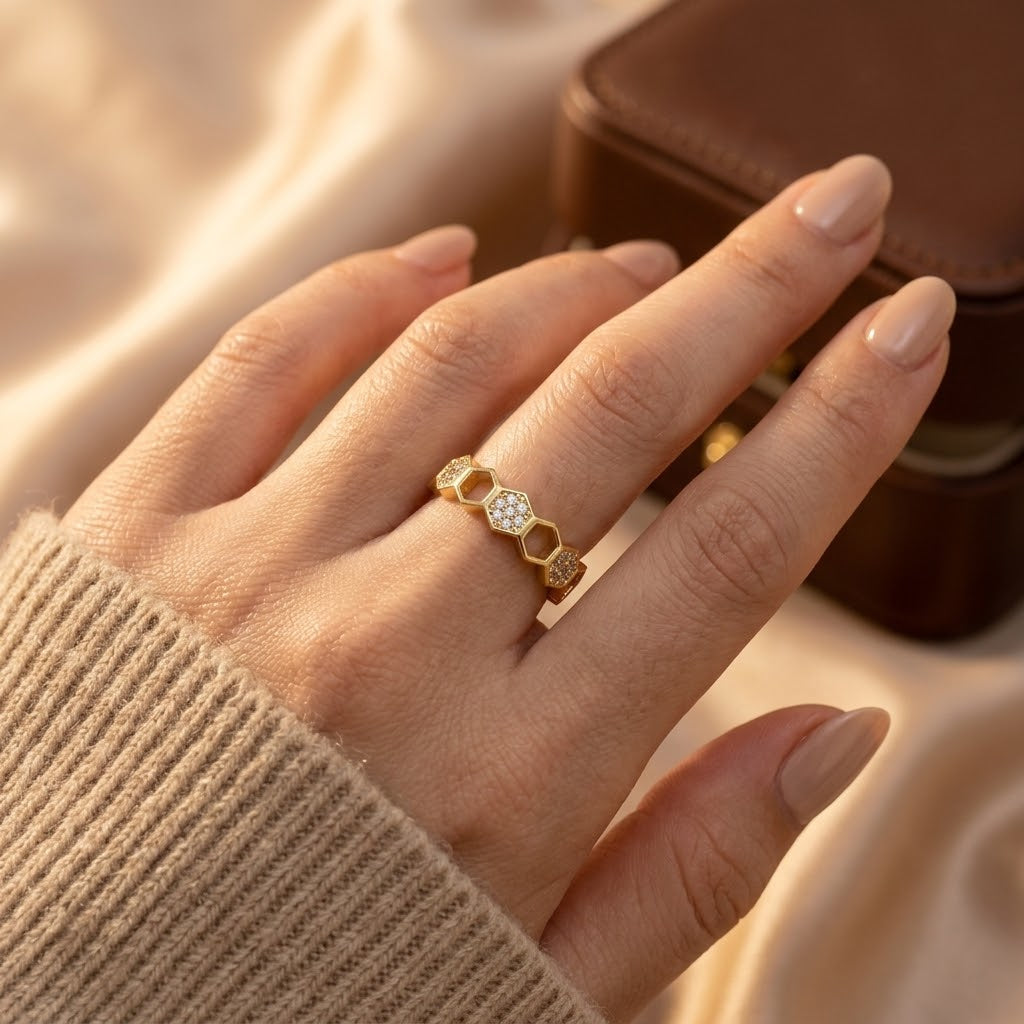 Eloise — Geometric Gold Open Ring