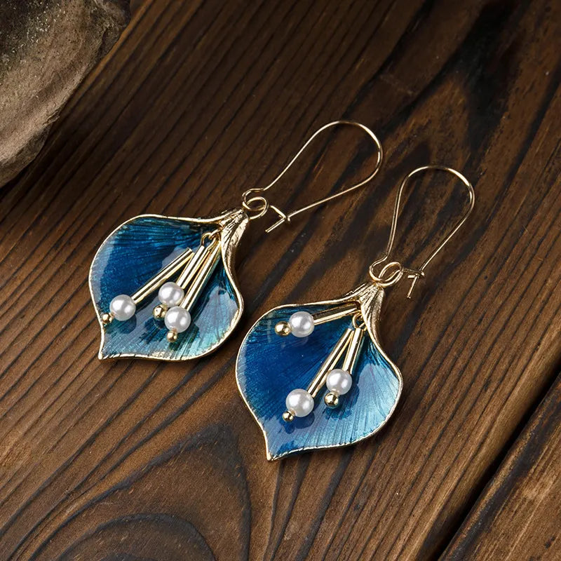 Vintage Flower Pearls Earrings