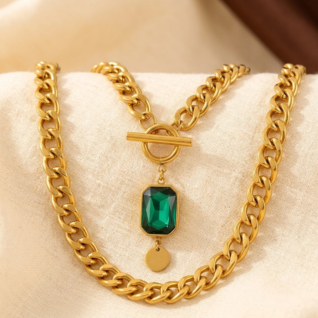 Enora — Gold Emerald Chain Necklace