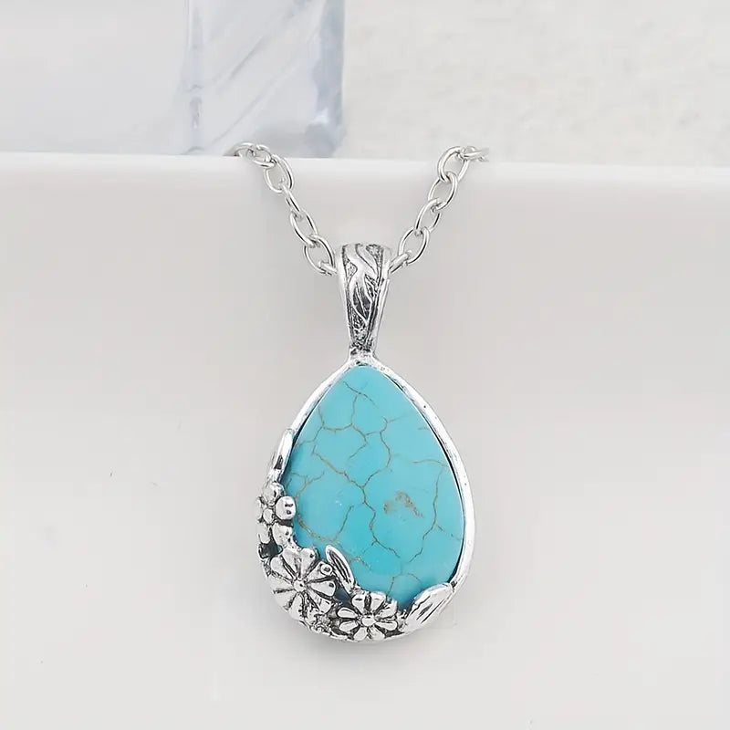 Emilia — Vintage Turquoise Pendant Necklace