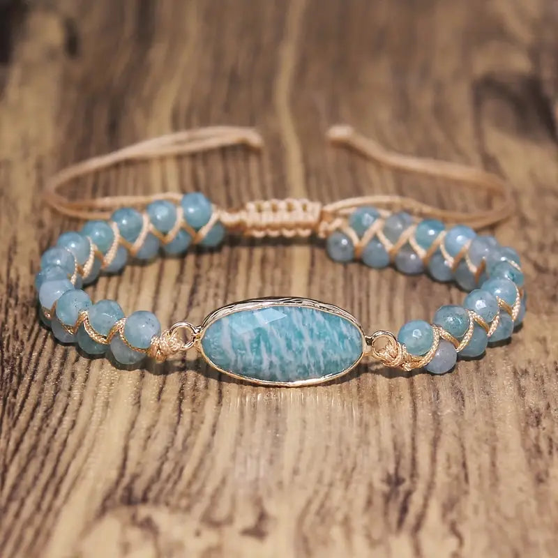Katariina — Elegant Stone Charm Beaded Bracelet