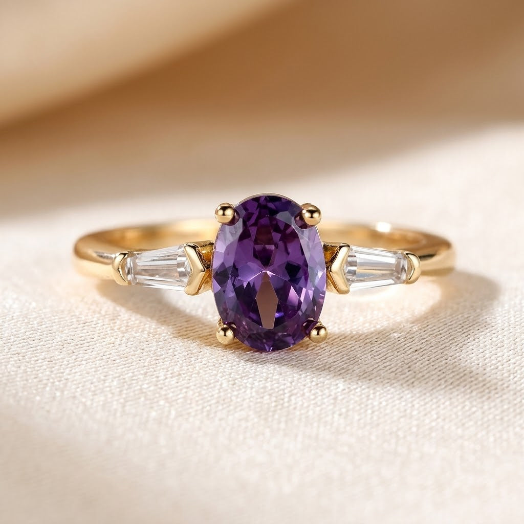 Cassandre — Gold Amethyst Three-Stone Ring