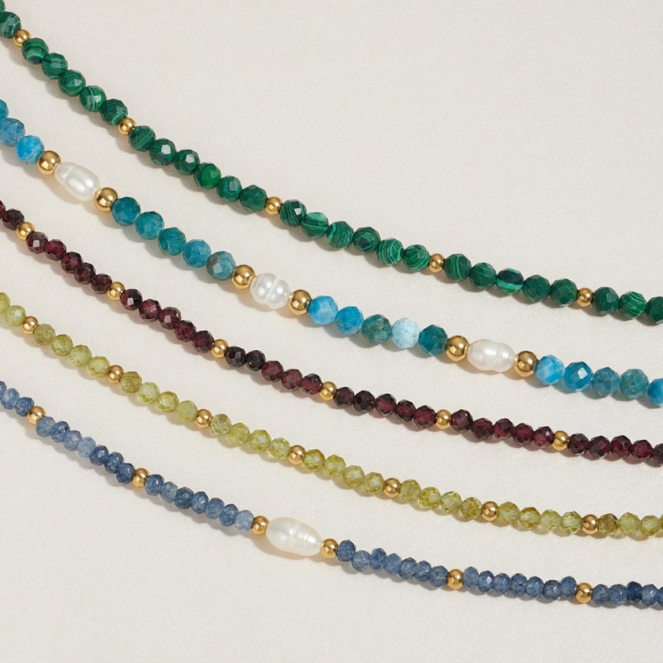 Ofelia — Emerald Green Beaded Bracelet