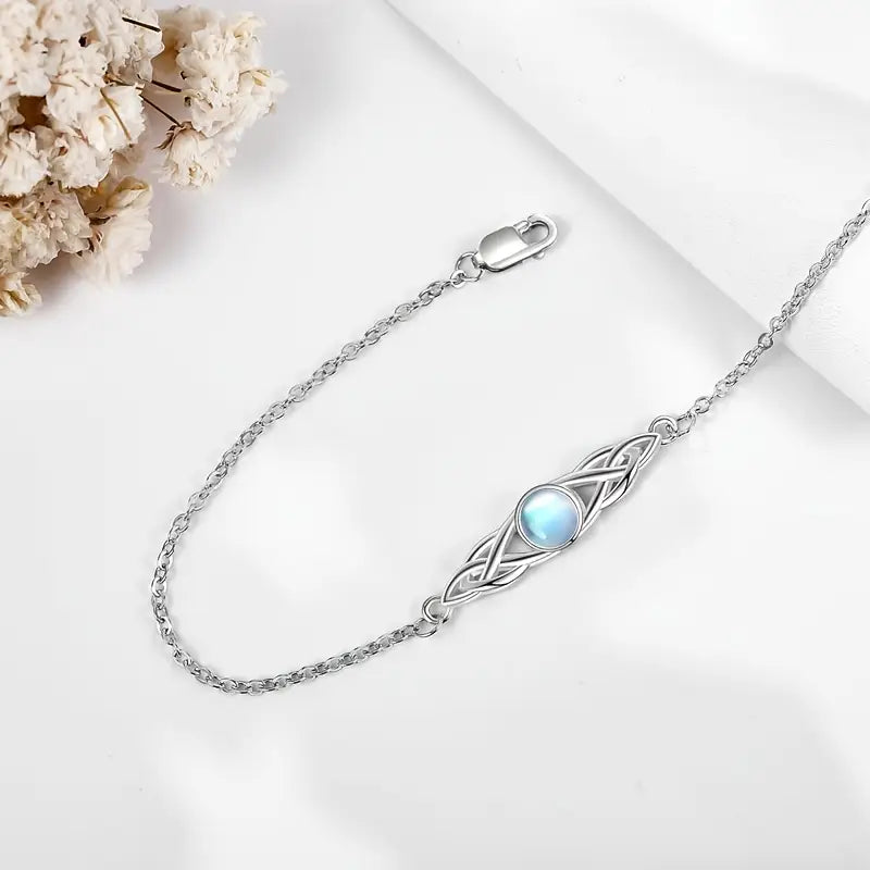 Jasmin — Inlaid Round Moonstone Bracelet