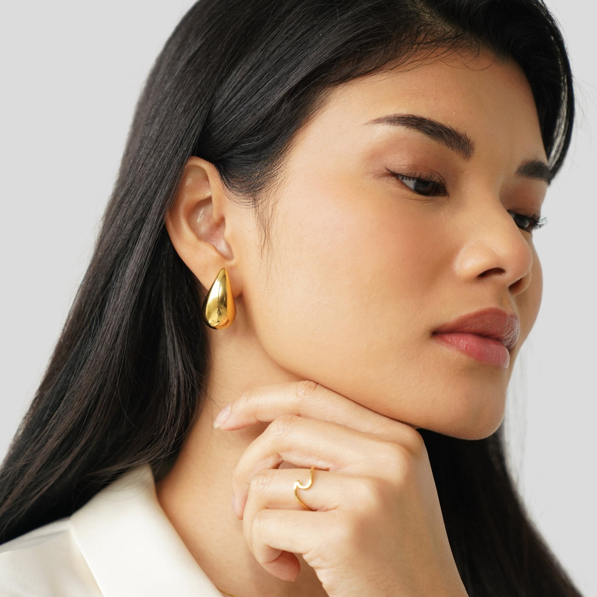 Isla — Gold Teardrop Earrings