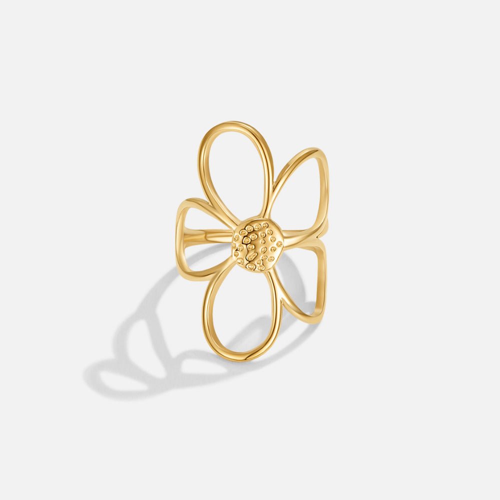 Franca — Golden Daisy Flower Ring